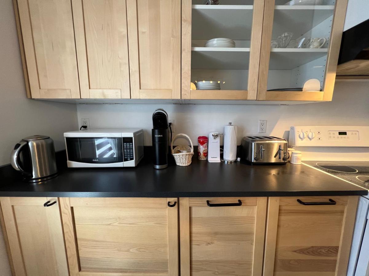 Le 2316 Apartment Saint-Hyacinthe Luaran gambar