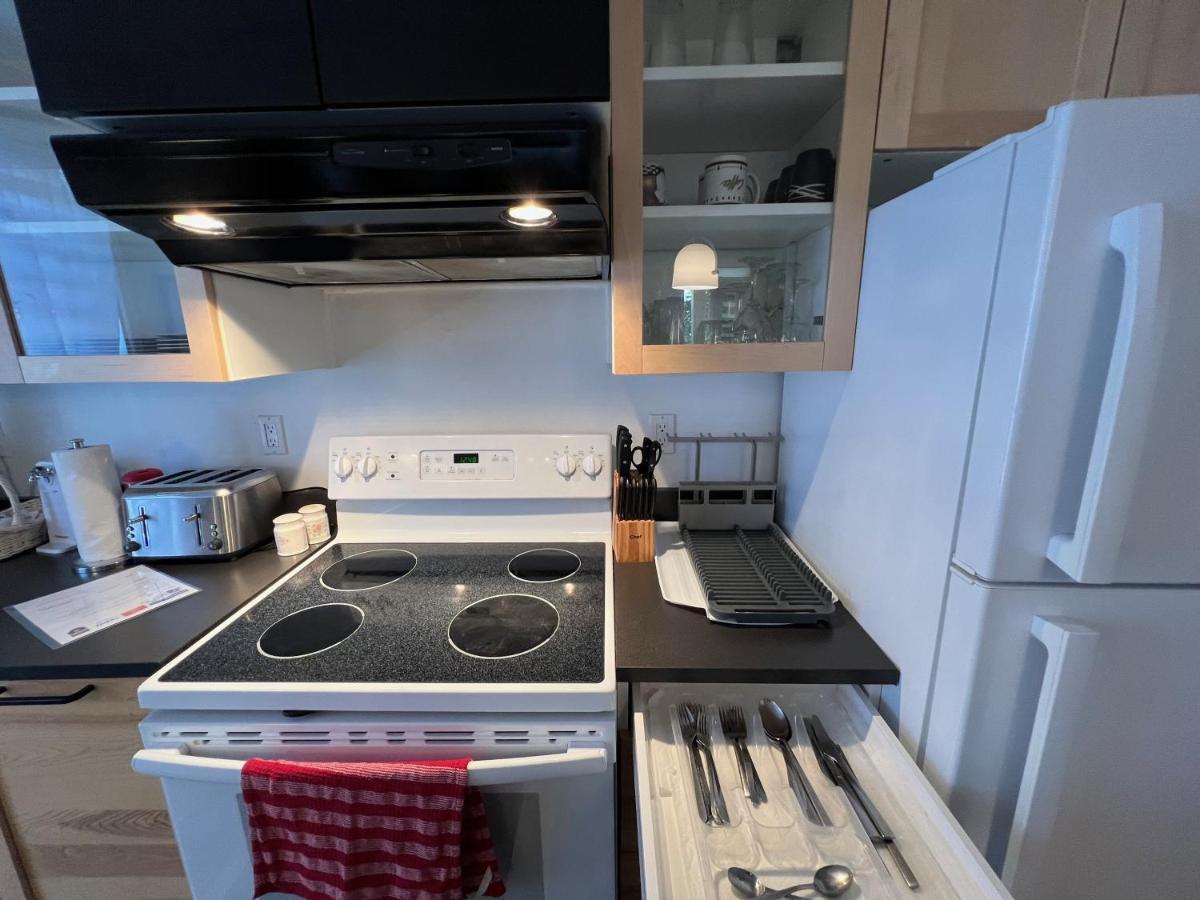 Le 2316 Apartment Saint-Hyacinthe Luaran gambar