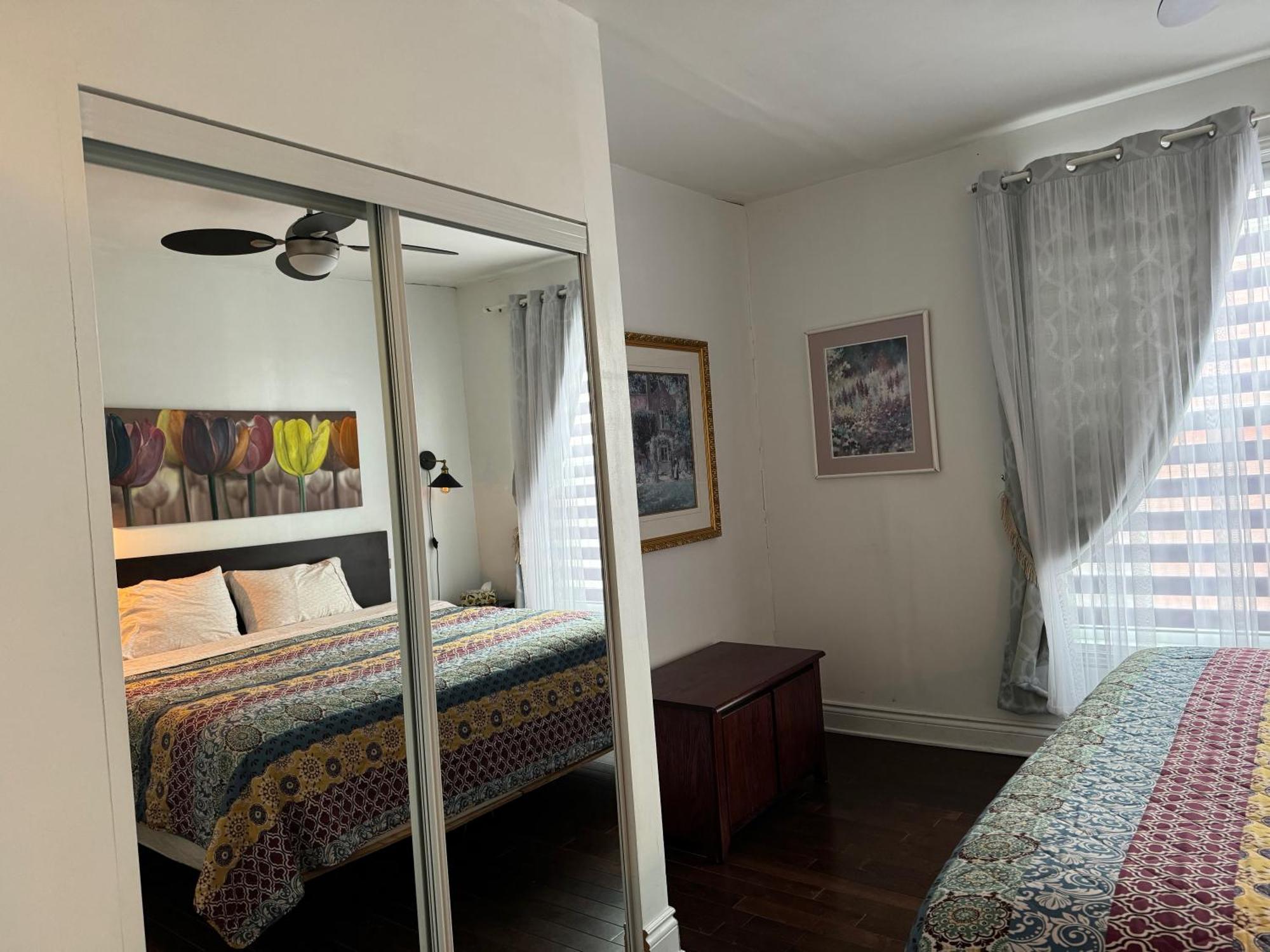 Le 2316 Apartment Saint-Hyacinthe Luaran gambar